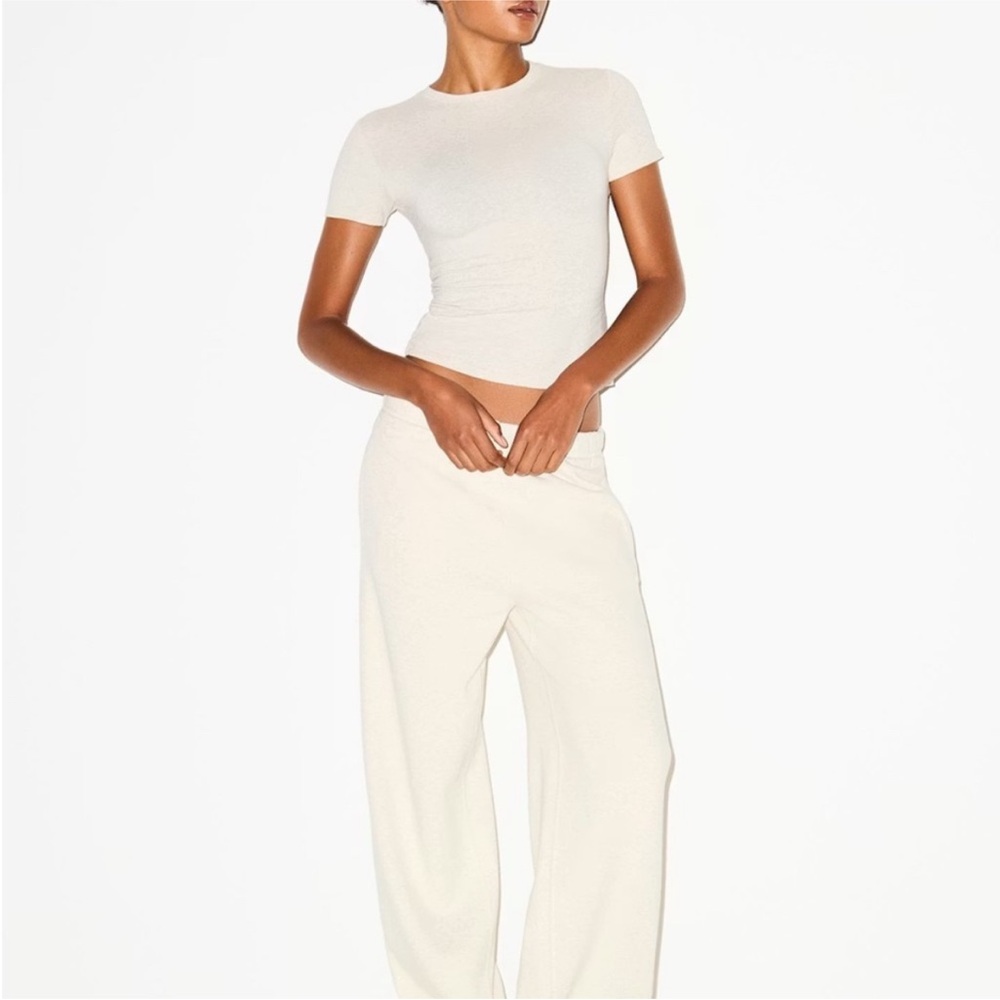 SKIMS Oatmeal Heather Straight Leg Sweatpants NWT Medium